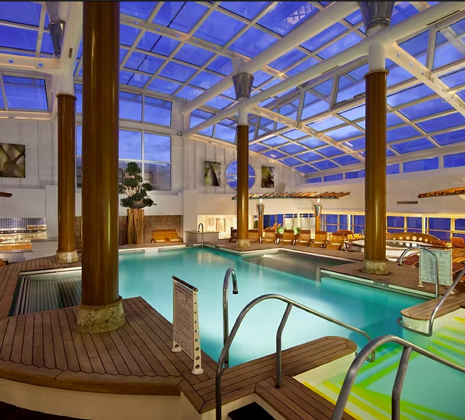 Celebrity_Infiniti_Solarium